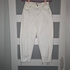 SO White Balloon Jeans - Raw Hem